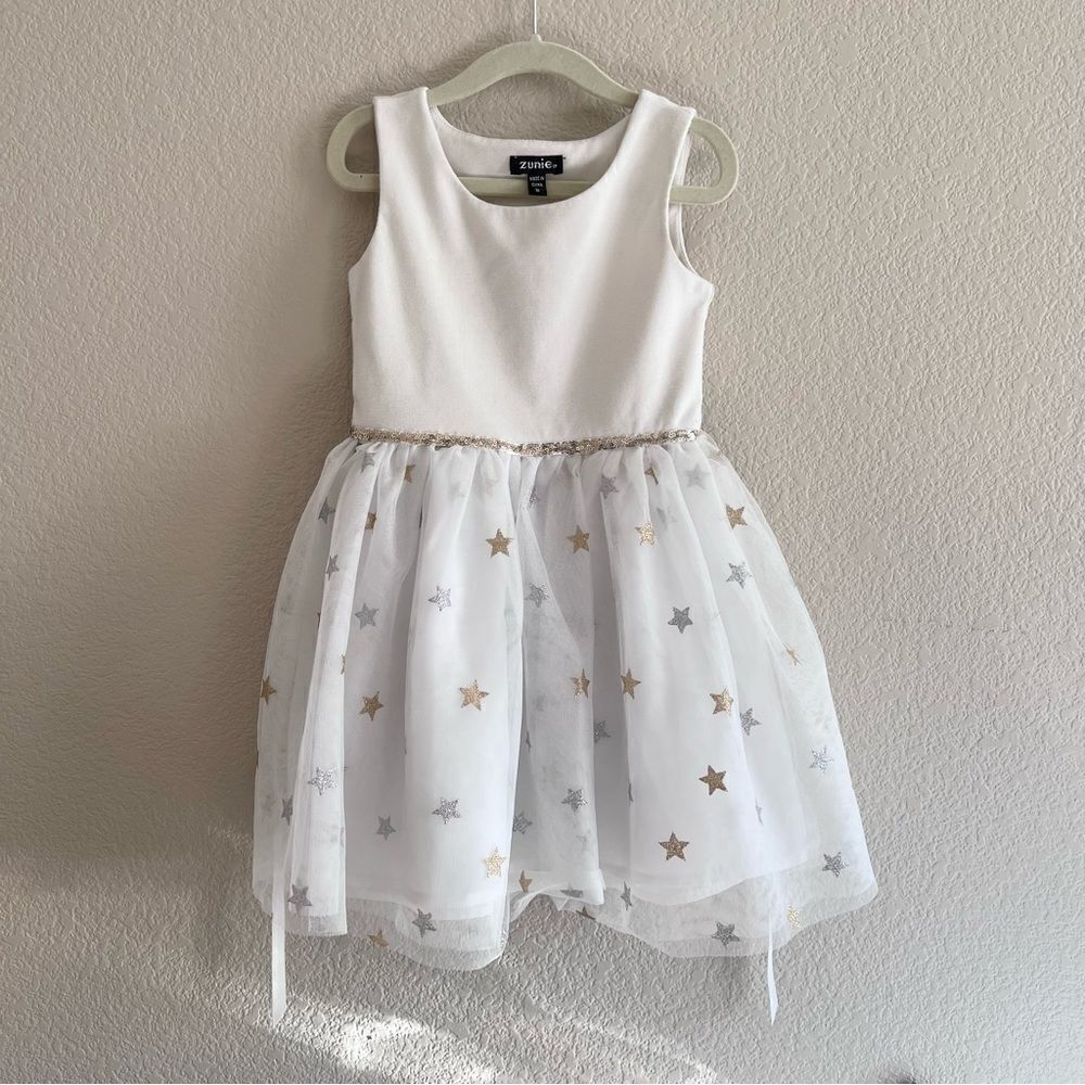 Zunie Off White Dress with Sequin and Glittery Stars Girls Size 5 EUC